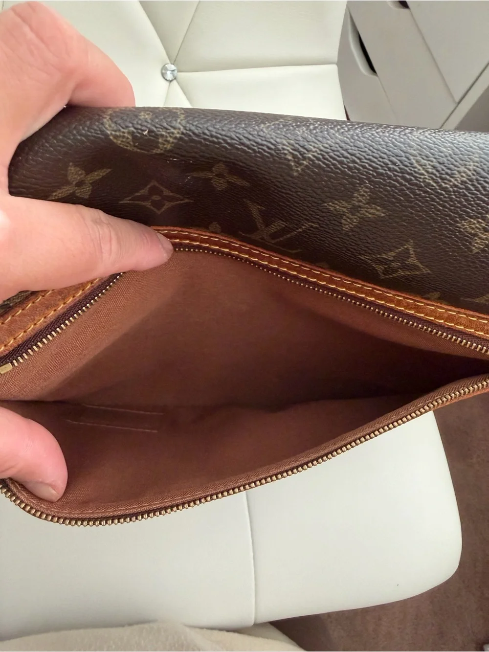 Vintage Louis Vuitton monogram bosphore messenger bag